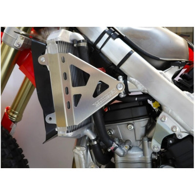 Výztuhy chladičů Works Connection pasují na CRF 450 25- 250 25-